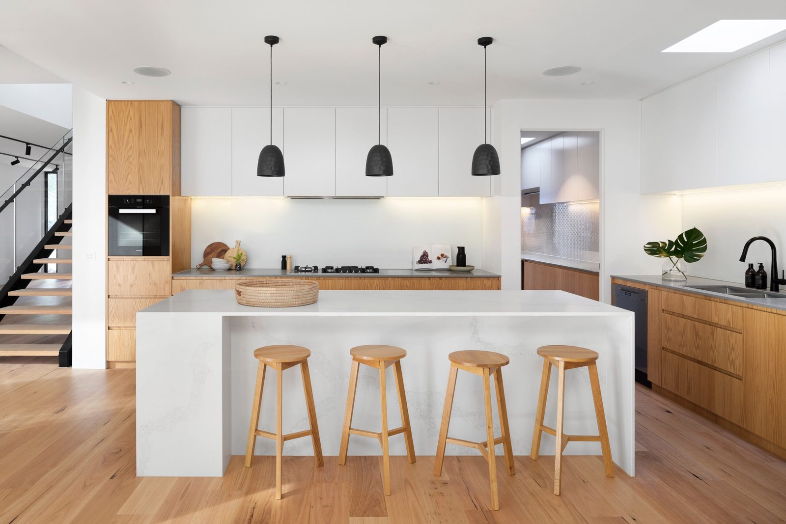 Modern Kitchen scaled